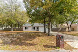 223 Runnymeade Dr, Crestview, FL 32539 - Photo 1