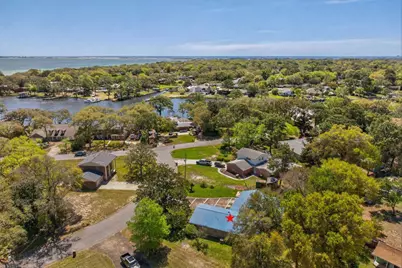 112 NE Berger Place, Fort Walton Beach, FL 32548 - Photo 1