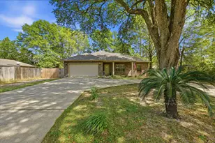 1310 Texas Pkwy, Crestview, FL 32536 - Photo 1