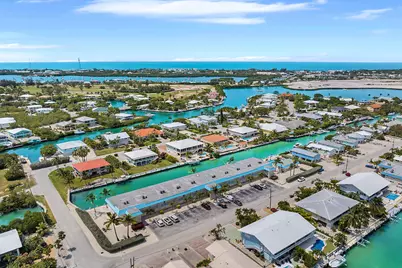 389 N Anglers Drive #206, Marathon, FL 33050 - Photo 3