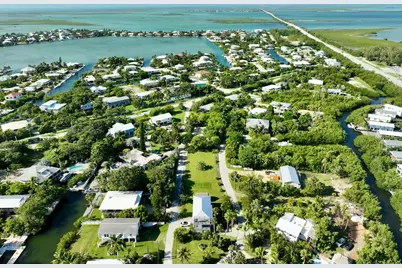 132 Sugarloaf Drive, Sugarloaf Key, FL 33042 - Photo 3