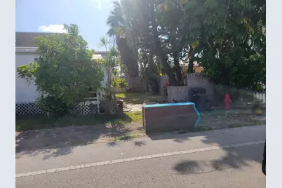 C1 9th Ave, Stock Island, FL 33040 - Photo 3