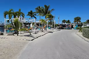 325 Calusa St, Key Largo, FL 33037 - Photo 43