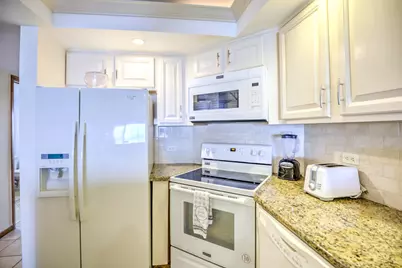 1133 W Ocean Drive #2, Key Colony, FL 33051 - Photo 9