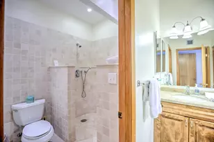 1133 W Ocean Dr, Key Colony, FL 33051 - Photo 31