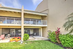 1133 W Ocean Dr, Key Colony, FL 33051 - Photo 35