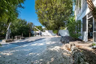 282 S Coconut Palm Blvd, Plantation Key, FL 33070 - Photo 31