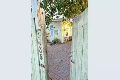 5435 5th Avenue, Stock Island, FL 33040 - Photo 23