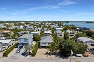 27415 Barbuda Ln, Ramrod Key, FL 33042 - Photo 37