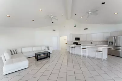 184 Bahama Avenue, Key Largo, FL 33037 - Photo 19