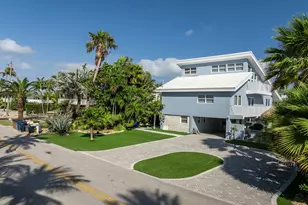 334 E Seaview Dr, Duck Key, FL 33050 - Photo 3
