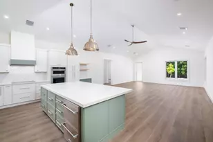 36 Park Rd, Upper Matecumbe Key Islamorada, FL 33036 - Photo 11