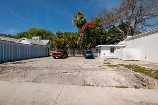 1124 Catherine St, Key West, FL 33040 - Photo 21