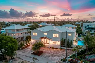 194 Buttonwood Ln, Lower Matecumbe, FL 33036 - Photo 1
