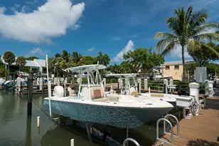 9812 Windward Ave, Key Largo, FL 33037 - Photo 1