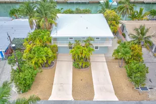 581 10th St, Key Colony Beach, FL 33051 - Photo 43