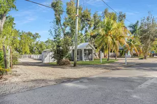 28 Tarpon Ave, Key Largo, FL 33037 - Photo 35