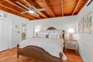 351 5th St, Key Colony Beach, FL 33051 - Photo 27