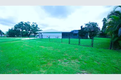2140 Carnac Street, Port Charlotte, FL 00000 - Photo 17