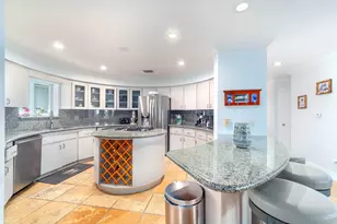 27 Evergreen Ave, Key Haven, FL 33040 - Photo 17