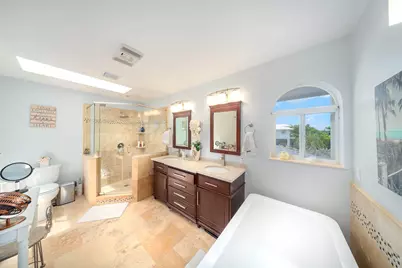 27 Evergreen Avenue, Key Haven, FL 33040 - Photo 19