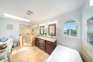 27 Evergreen Ave, Key Haven, FL 33040 - Photo 19