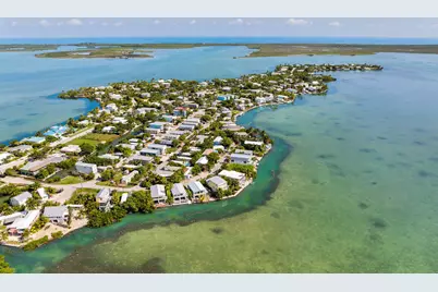 6 Beach Drive, Lower Sugarloaf Key, FL 33040 - Photo 9