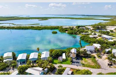 6 Beach Drive, Lower Sugarloaf Key, FL 33040 - Photo 5