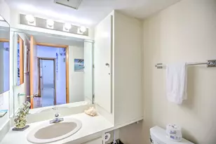 1133 W Ocean Dr, Key Colony, FL 33051 - Photo 17