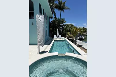 124 S Indies Drive, Duck Key, FL 33050 - Photo 25