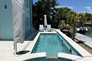 124 S Indies Dr, Duck Key, FL 33050 - Photo 25