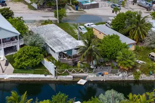 256 Mars Ln, Geiger Key, FL 33040 - Photo 7
