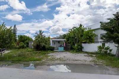256 Mars Lane, Geiger Key, FL 33040 - Photo 13