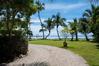 82749 Old Highway, Upper Matecumbe Key Islamorada, FL 33036 - Photo 25
