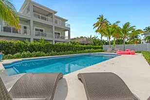 317 E Seaview Cir, Duck Key, FL 33050 - Photo 7