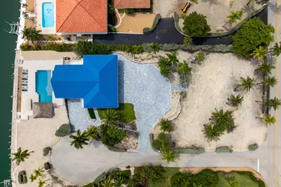 308 Sabal Street, Duck Key, FL 33050 - Photo 9