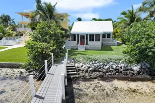 25368 2nd St, Summerland Key, FL 33042 - Photo 11