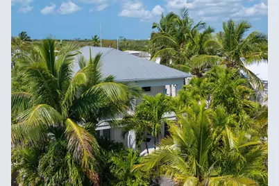 125 Sea Lane, Geiger Key, FL 33040 - Photo 9