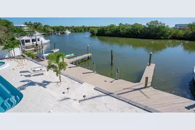 398 70th St Gulf, Marathon, FL 33050 - Photo 3
