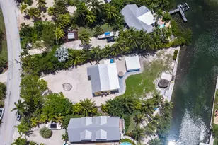 56 Bay Dr, Lower Sugarloaf Key, FL 33040 - Photo 47