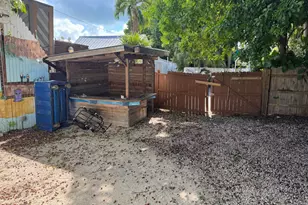 418 Olivia St, Key West, FL 33040 - Photo 11