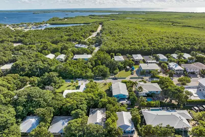 993 Gibraltar Road, Key Largo, FL 33037 - Photo 9