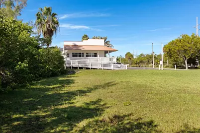19980 Overseas Highway, Sugarloaf Key, FL 33042 - Photo 7