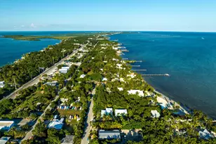 189 Carroll St, Upper Matecumbe Key Islamorada, FL 33036 - Photo 35