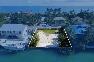 322 E Seaview Dr, Duck Key, FL 33050 - Photo 1