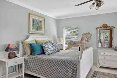 258 W Seaview Circle, Duck Key, FL 33050 - Photo 13