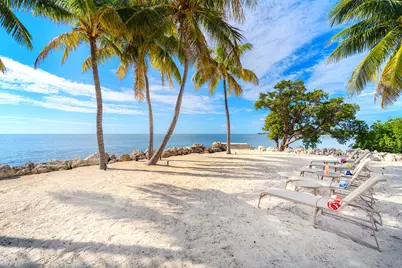 16750 Old State Road 4A, Sugarloaf Key, FL 33042 - Photo 17