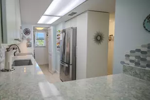 201 E Ocean Dr, Key Colony Beach, FL 33051 - Photo 11