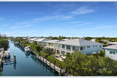 207 E Bruce Court, Marathon, FL 33050 - Photo 9