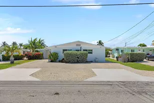 261 - 271 9th St, Key Colony Beach, FL 33051 - Photo 7